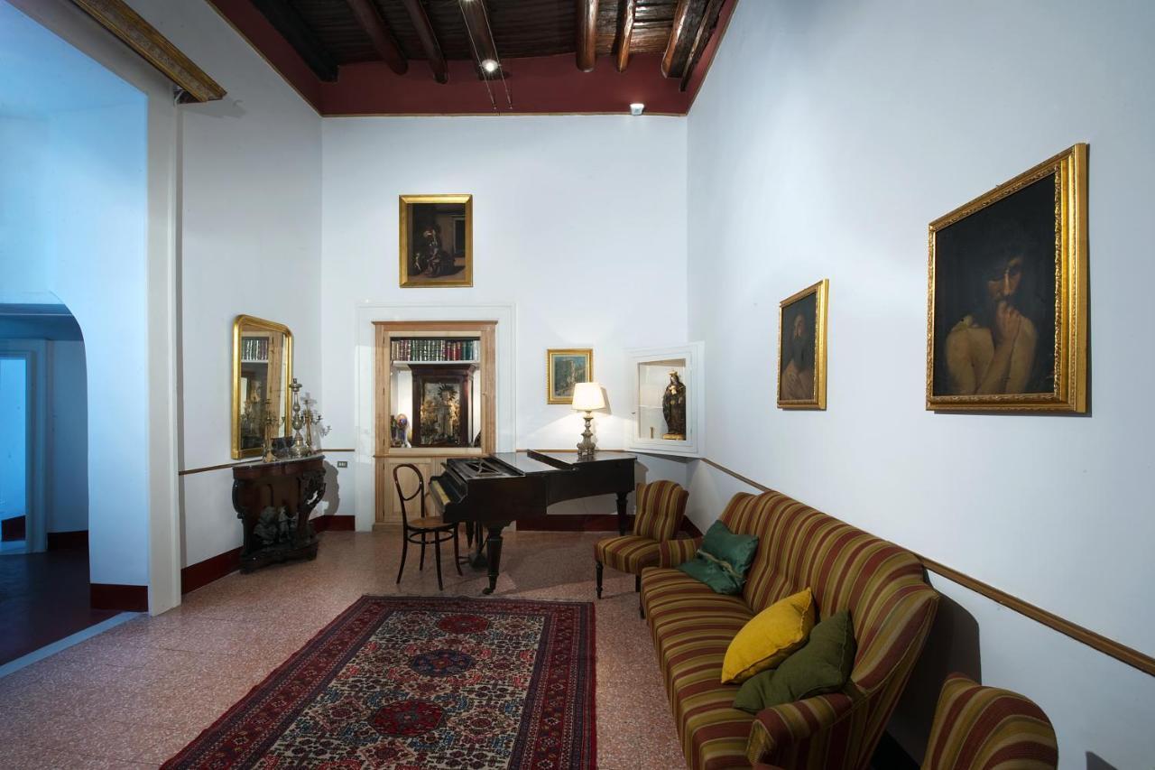 Domus Decumana Apartment Naples Exterior photo